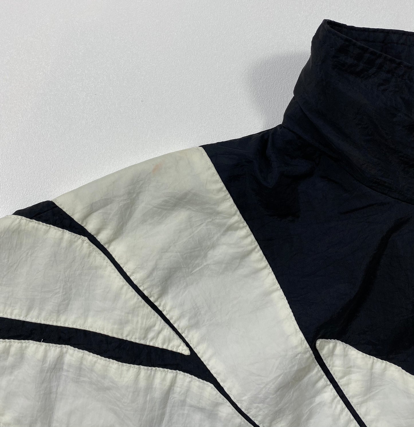 90's REEBOK Size M Vintage Nylon Jacket  / 6018