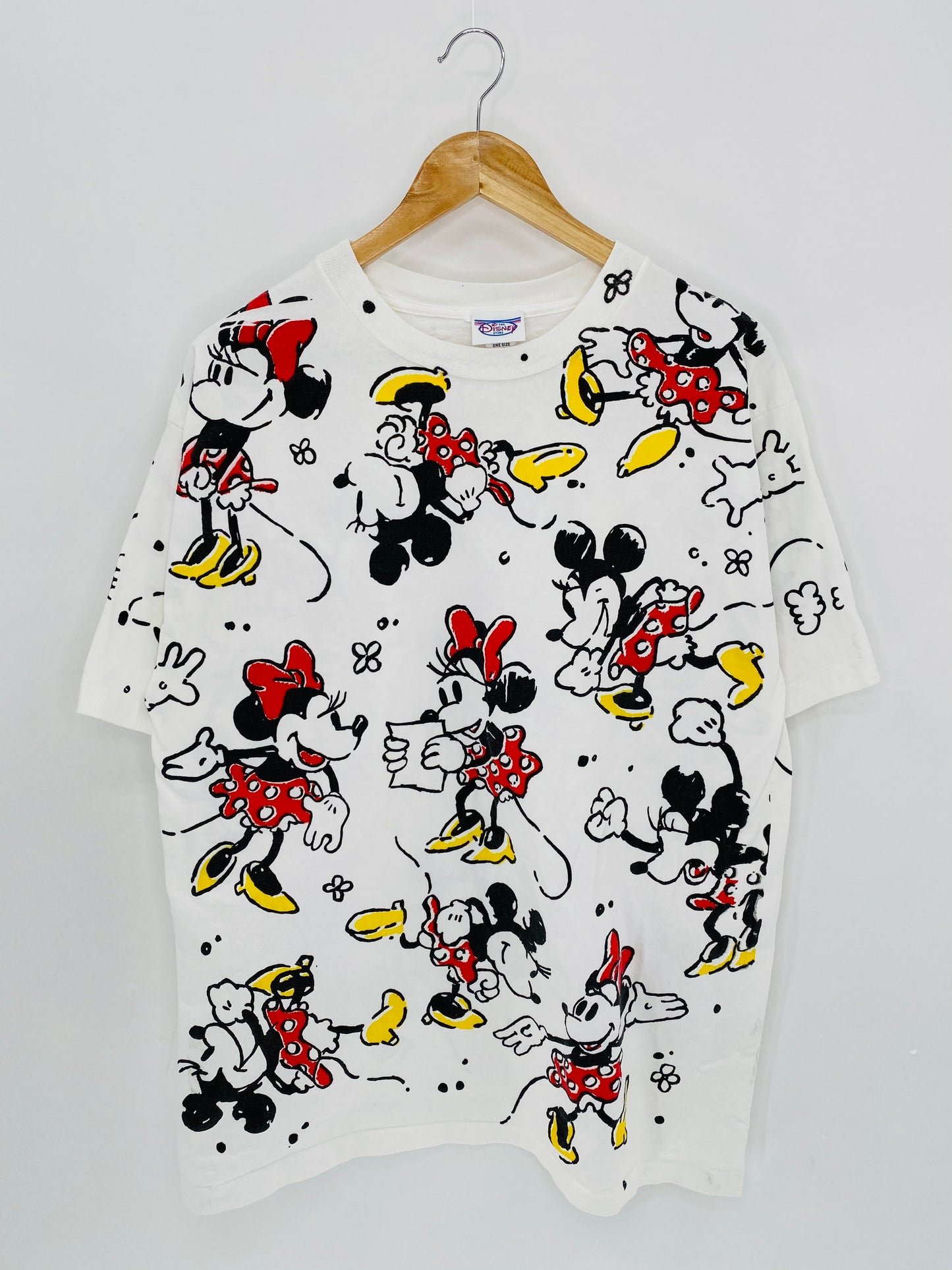 Vintage DISNEY Mickey & Minnie Size One Size (Approx. XL) Vintage T-shirt  / 6068