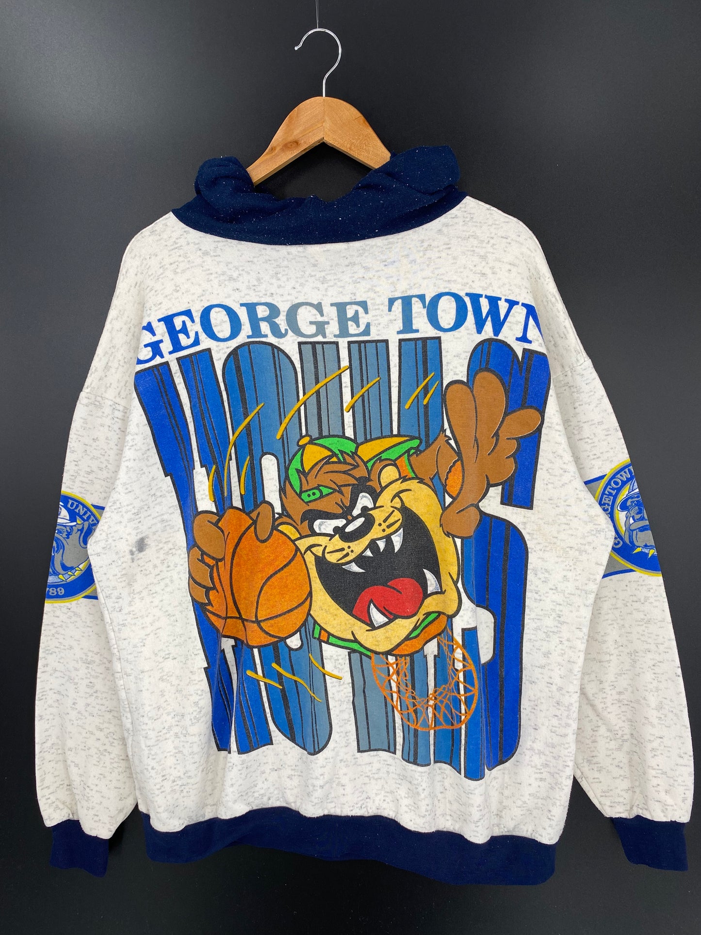 90’s GEORGETOWN HOYAS LOONEY TUNES TAZ No tag (Approx. Size XL) Vintage Sweat-shirt / 9915