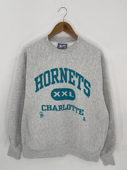 90's Charlotte Hornets Size XL Vintage NBA Sweat-shirt / K5831