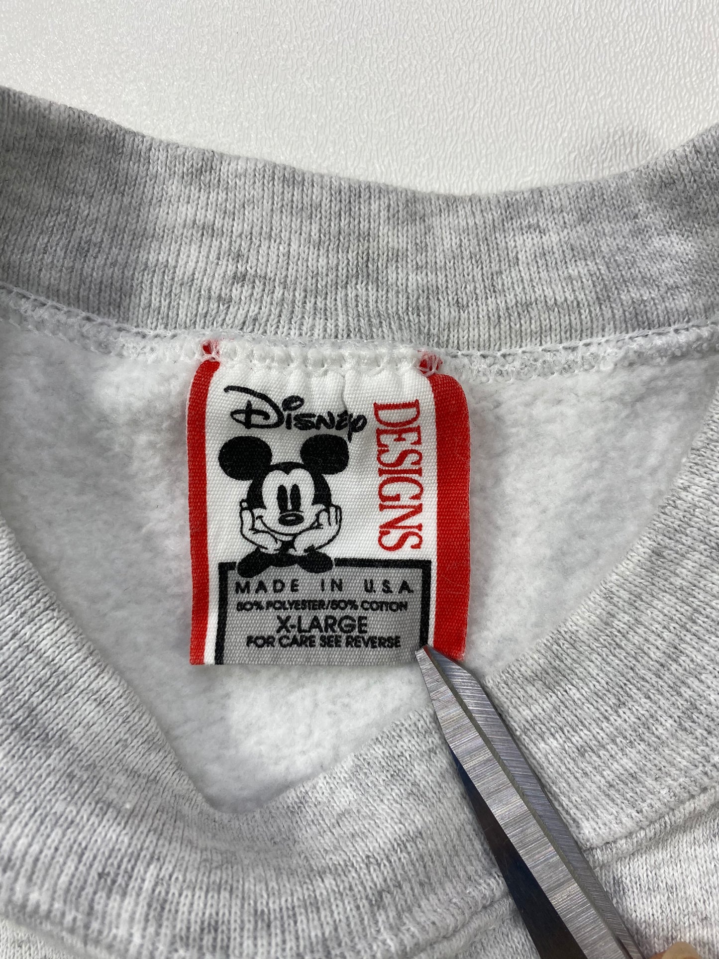 90's DISNEY Made in USA Size XL Vintage Sweat-shirt /  6285