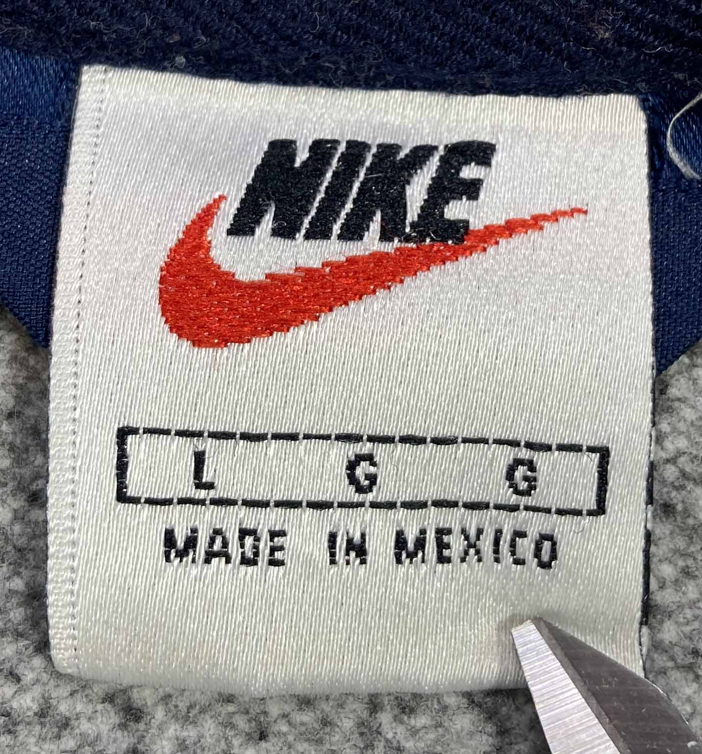 90's Nike Center Logo Vintage Hoodie Sweat-Shirt / 3910