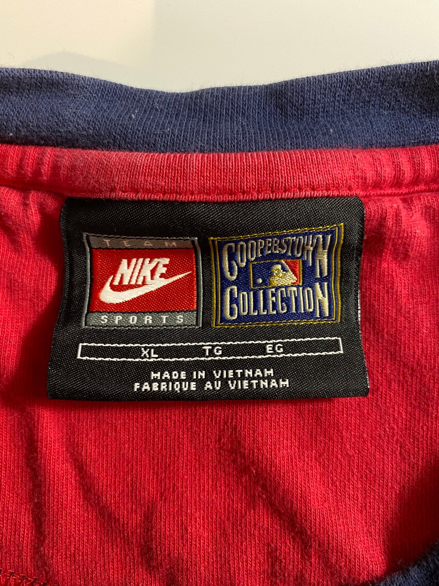 00’ NIKE x SOX Size XL Vintage MLB T-shirt / 8335
