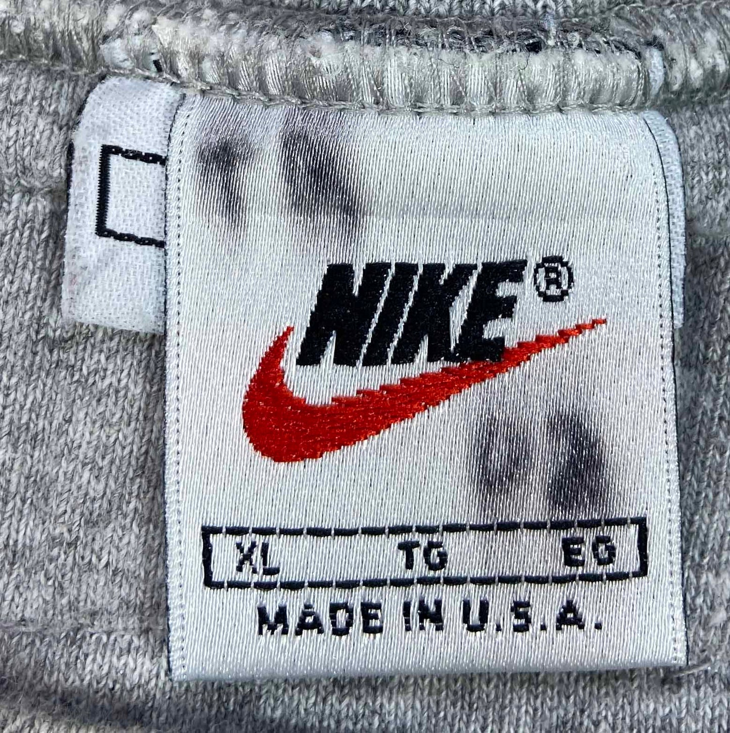 90's Nike x Iowa Basketball Vintage Sweat-Shirts / 4057