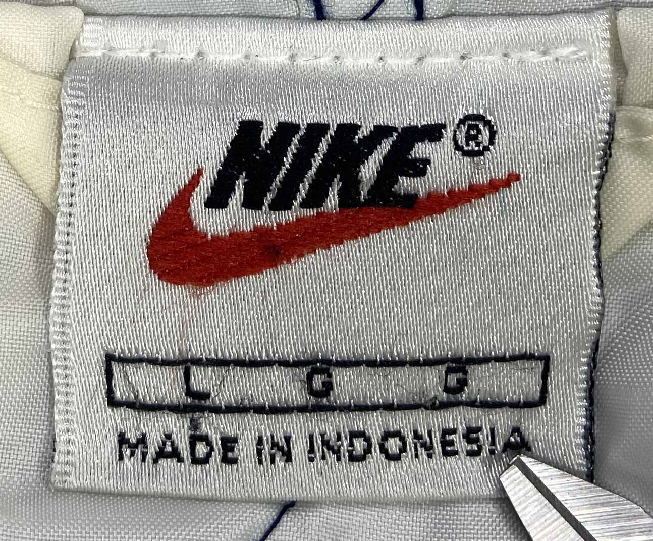 90's Nike Air Vintage Padded Nylon Jacket / 4419