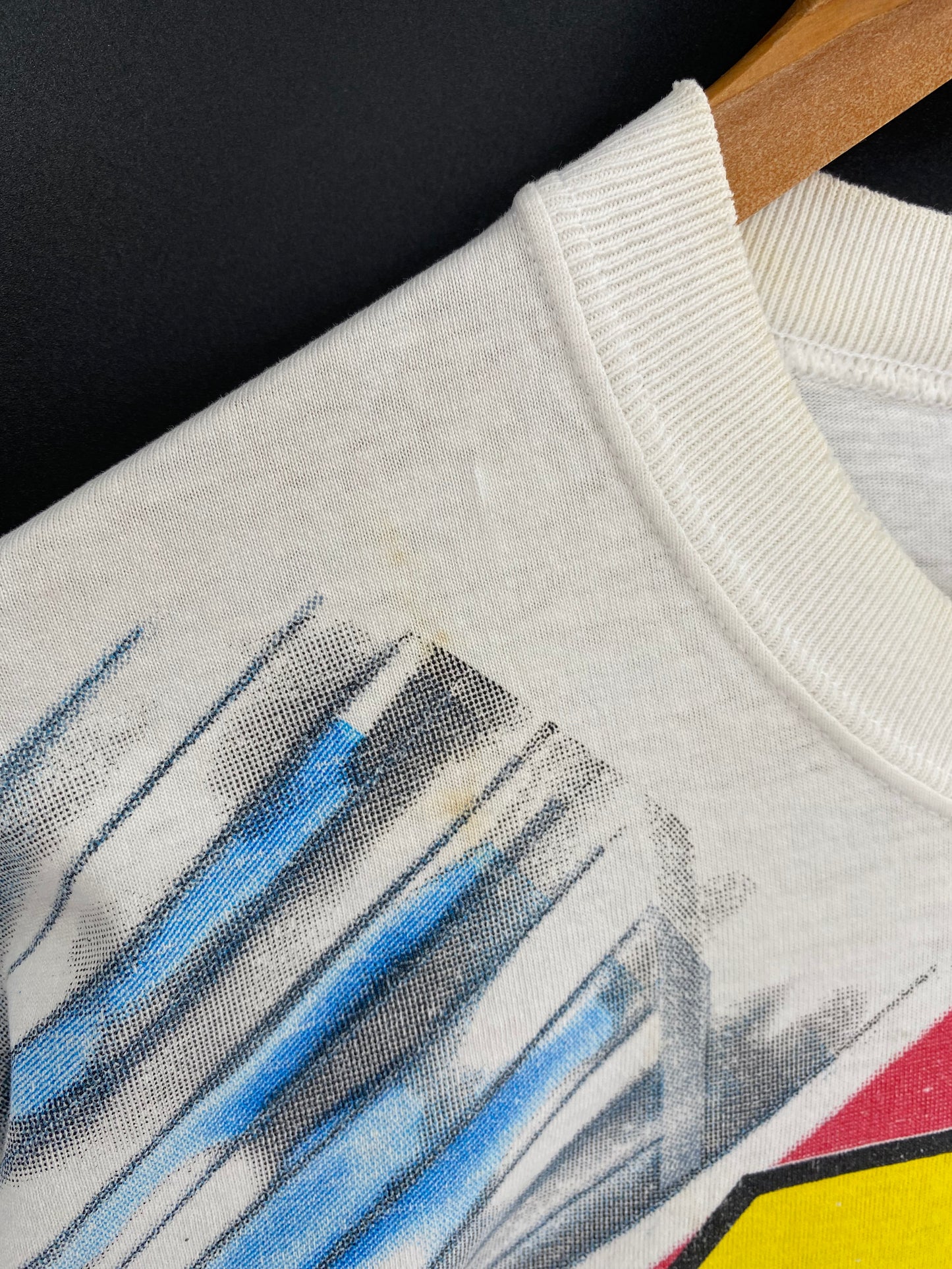 1997 DU PONT NASCAR  Made in USA Size L Vintage Racing T-shirt / 9455