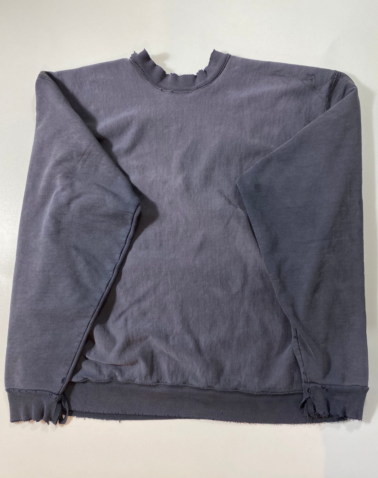 90's CARHARTT Size Approx. L Damaged Vintage Sweat-Shirt / 6975