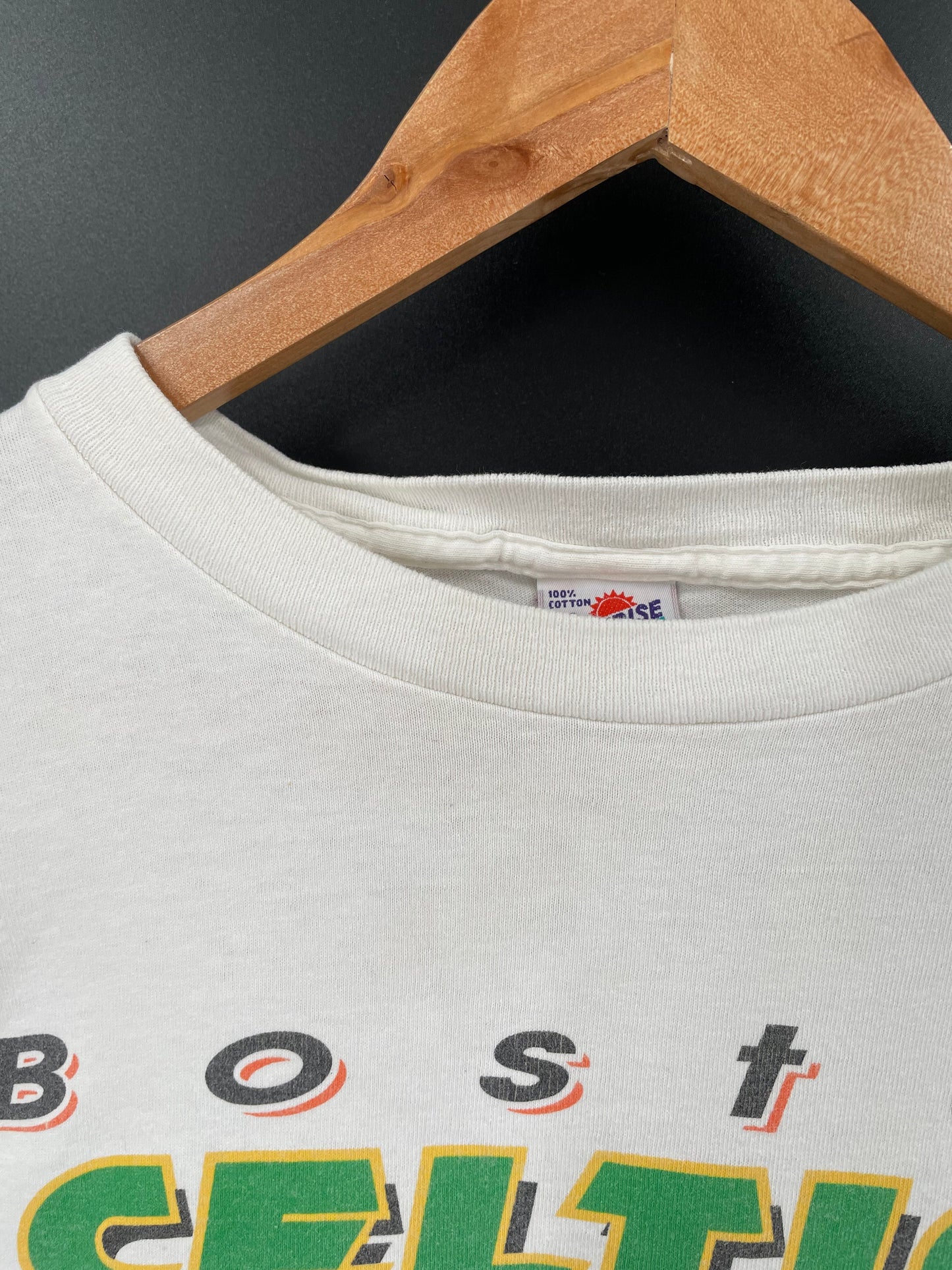 90’ BOSTON CELTICS Size No Tag (Approx.XL) Vintage NBA T- Shirt / A5117