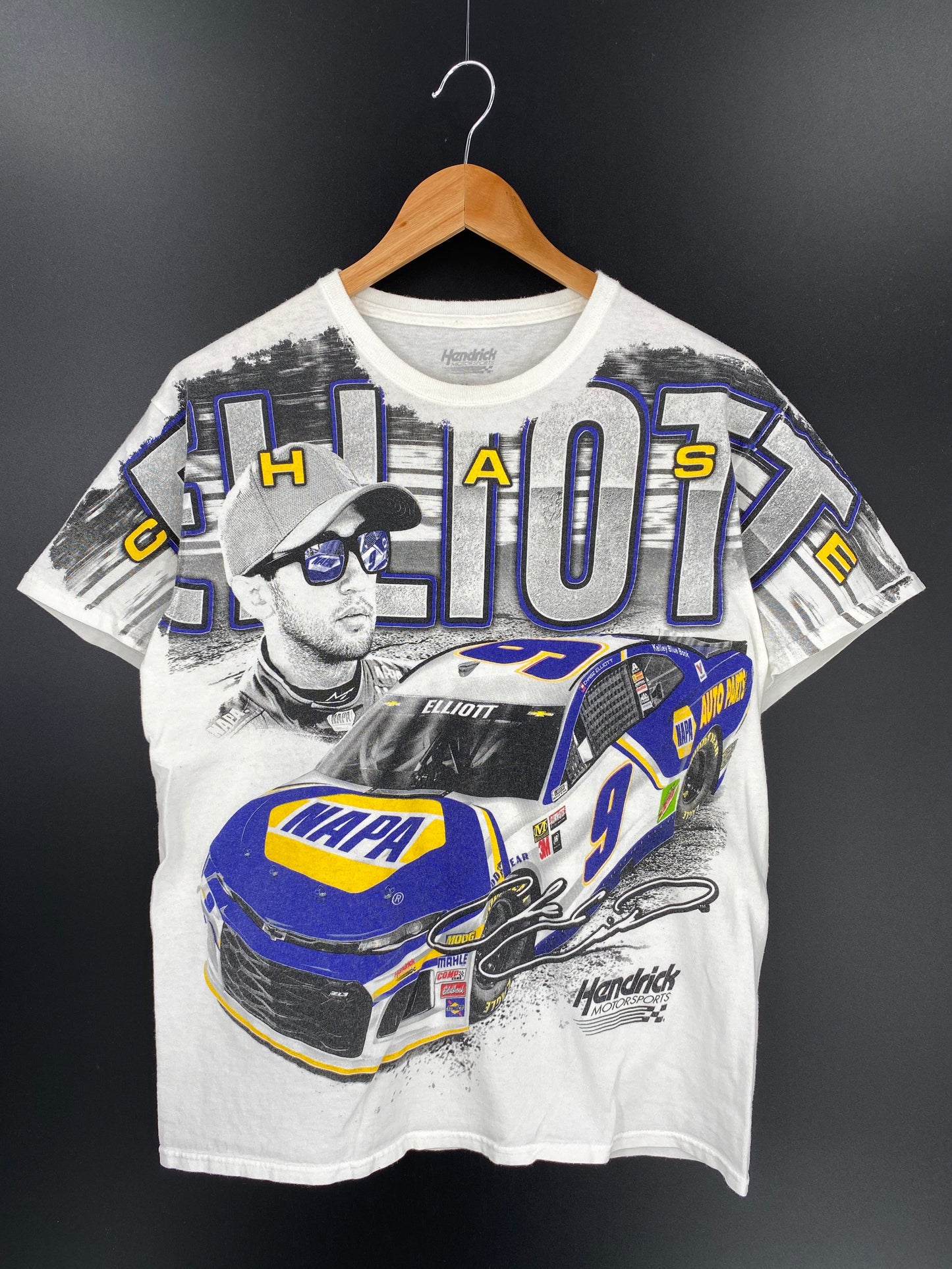 Vintage NASCAR CHASE ELLIOT HENDRICKS Size M Racing T-Shirt / K245