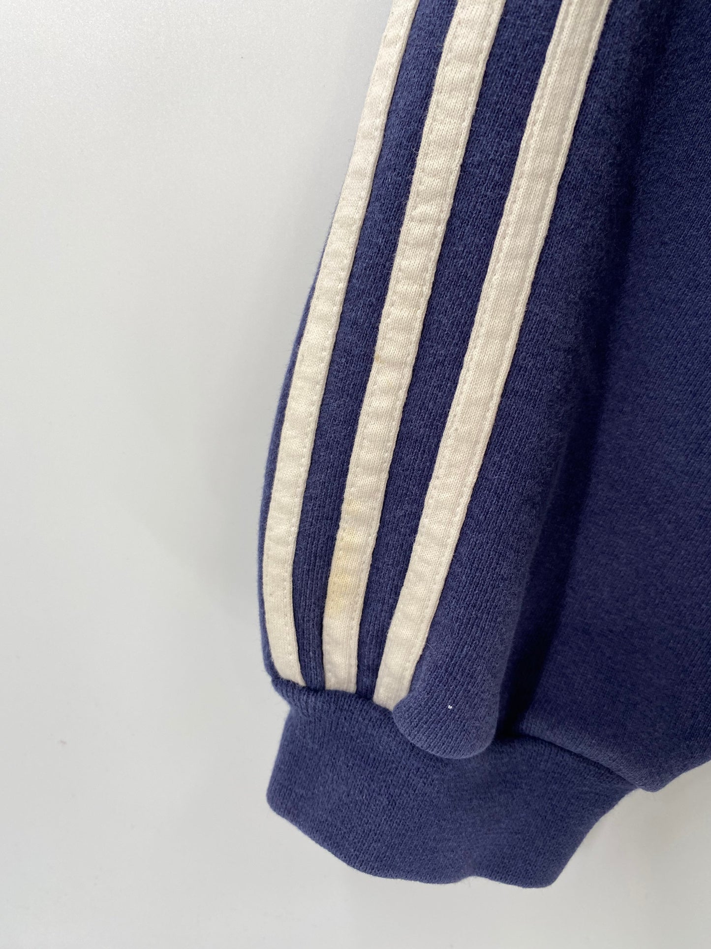 90’s ADIDAS Made in USA Size M Vintage Sweat-shirt  / A5617