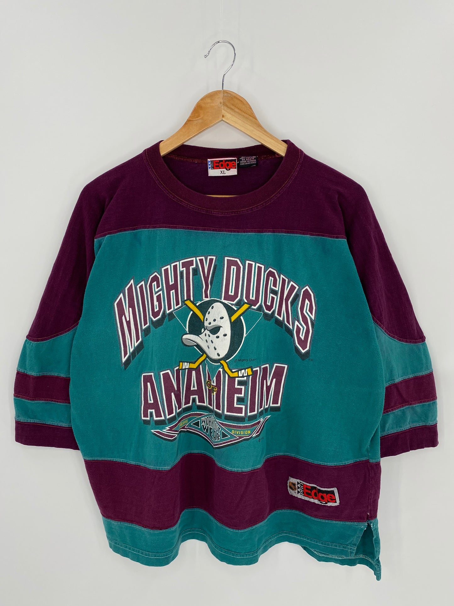 90's ANAHEIM MIGHTY DUCKS Size XL Vintage NHL Hockey T-Shirt  / 6503