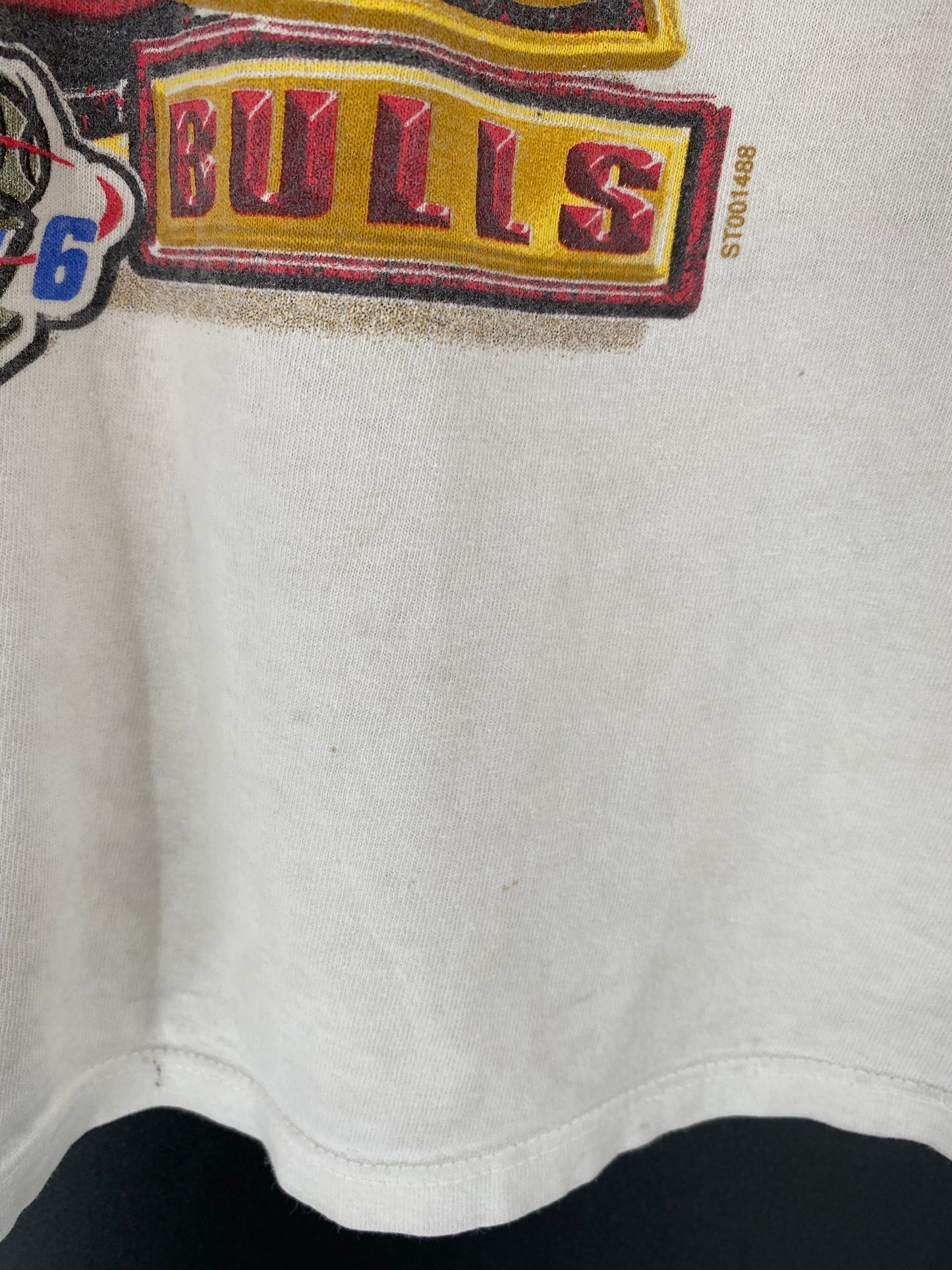 90’s STARTER CHICAGO BULLS Size L Vintage T-shirt / K7077