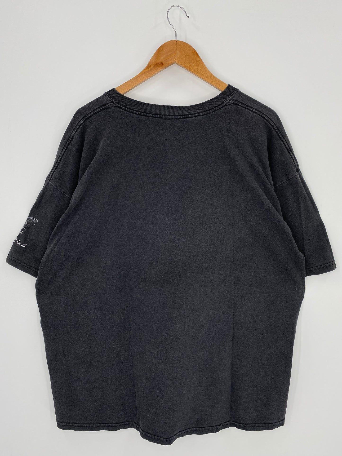 1999 BITE ME  Size No tag (Approx.XXL-XXXL) Vintage T-Shirt / A2092