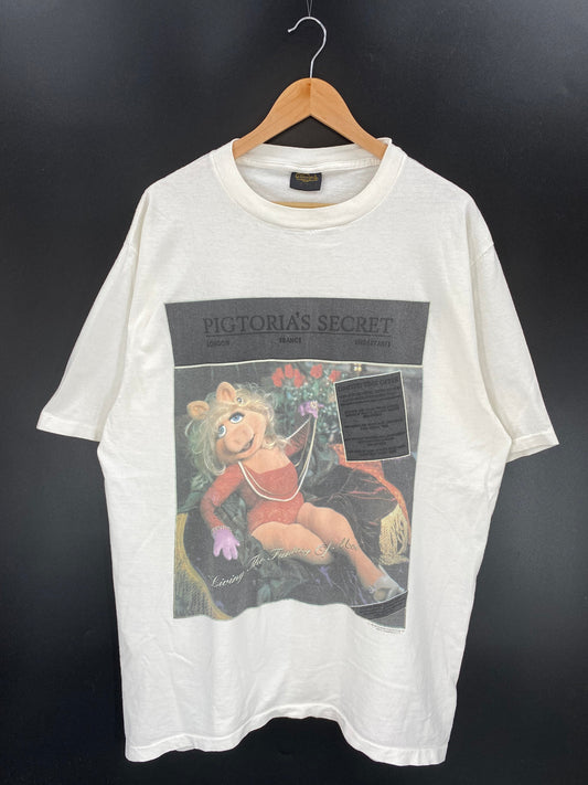 90’s PIGTORIA’S SECRET Made in USA Approx. Size XXL Vintage T-Shirt / A4436