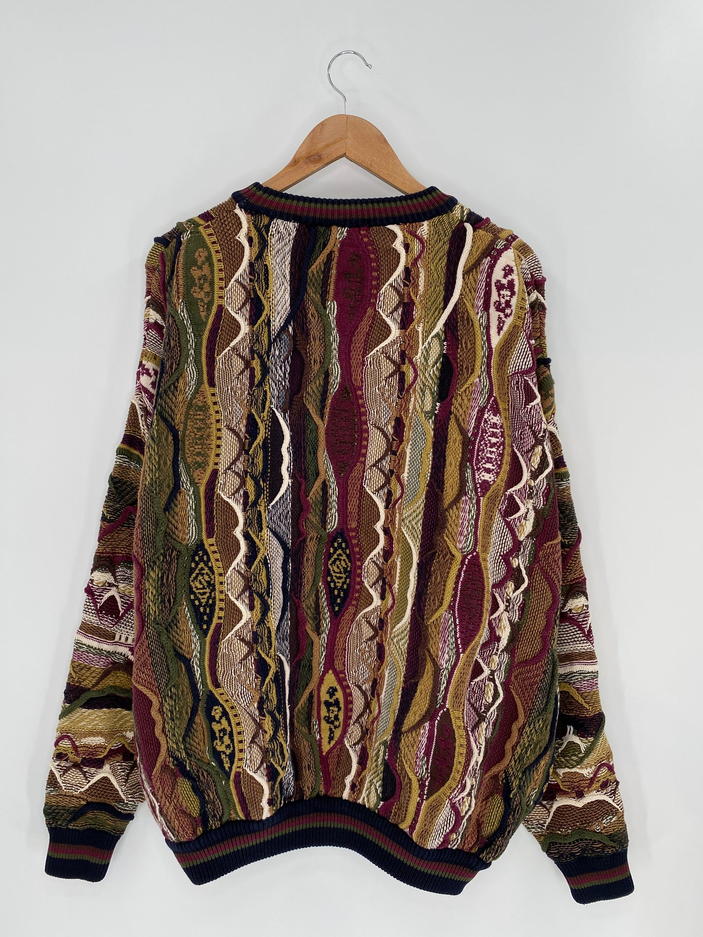 Vintage 3D Coogi-Style Size XXXL Knit Sweater / 9506