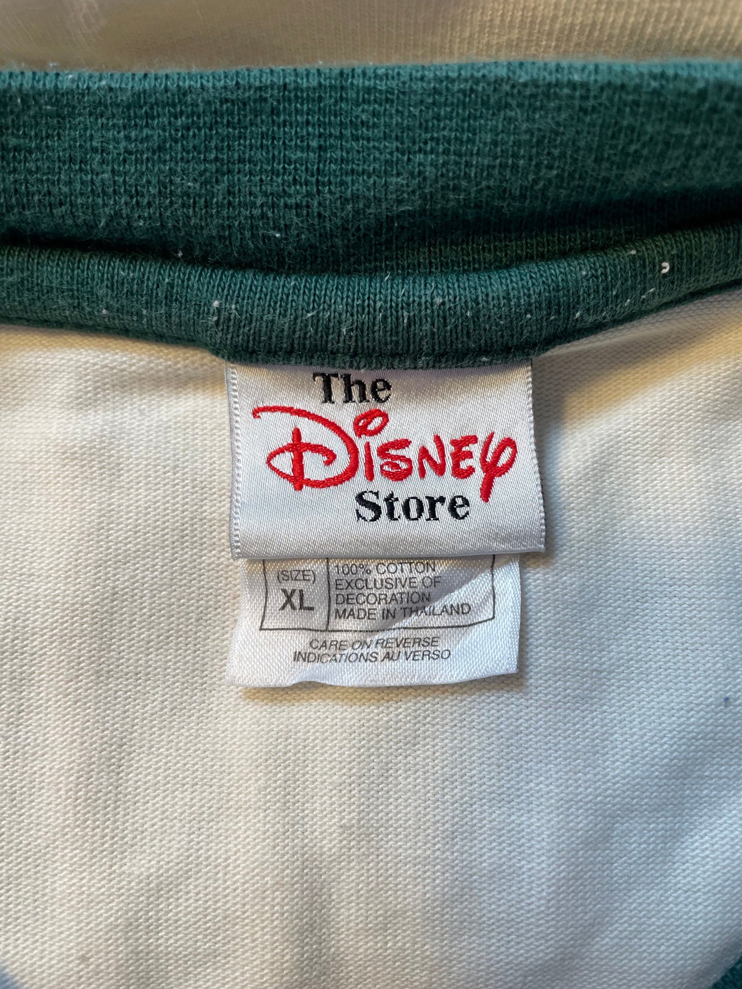 00' DISNEY WINNIE THE POOH  Size XL Vintage Hockey T-shirt / A4769