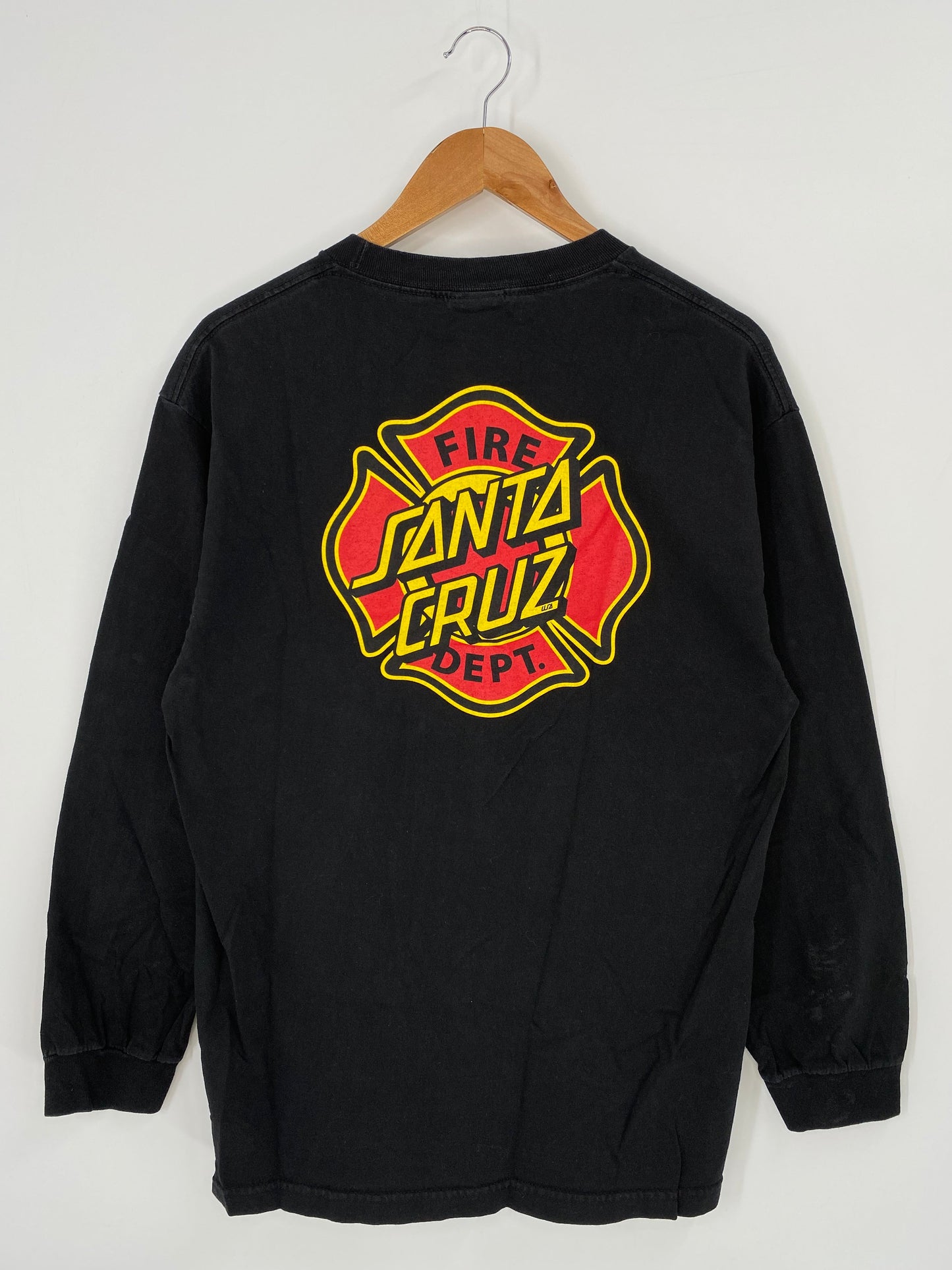 .00’ SANTA CRUZ FIRE DEPT Size L Long Sleeve T-Shirts / A7488