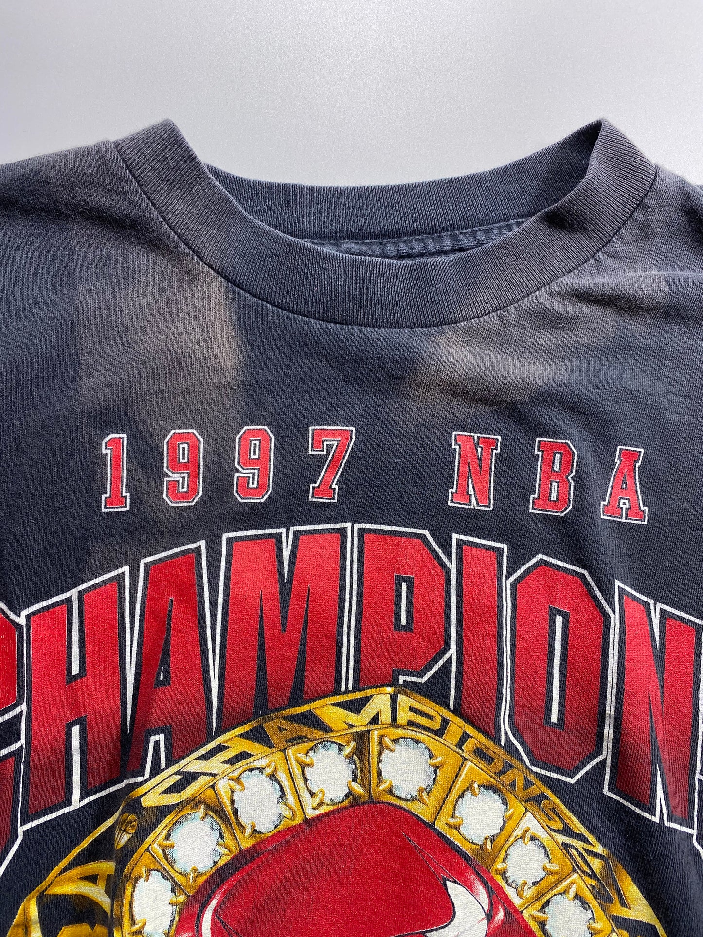 1997 NBA Champion Chicago Bulls Size No Tag (Approx. XL) Vintage 90’s T-shirt / 7310