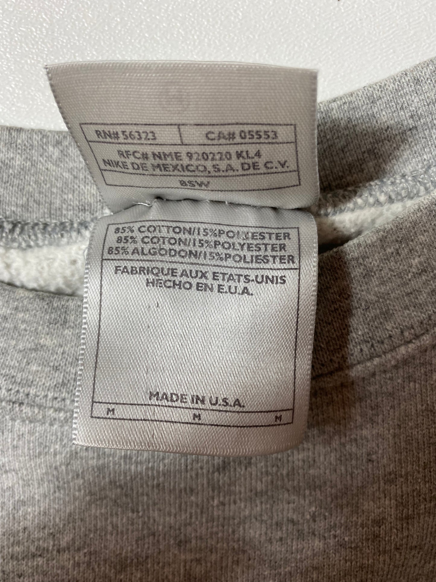 90's NIKE MINI SWOOSH  Made in USA Size M Vintage Sweat-Shirt / K3380