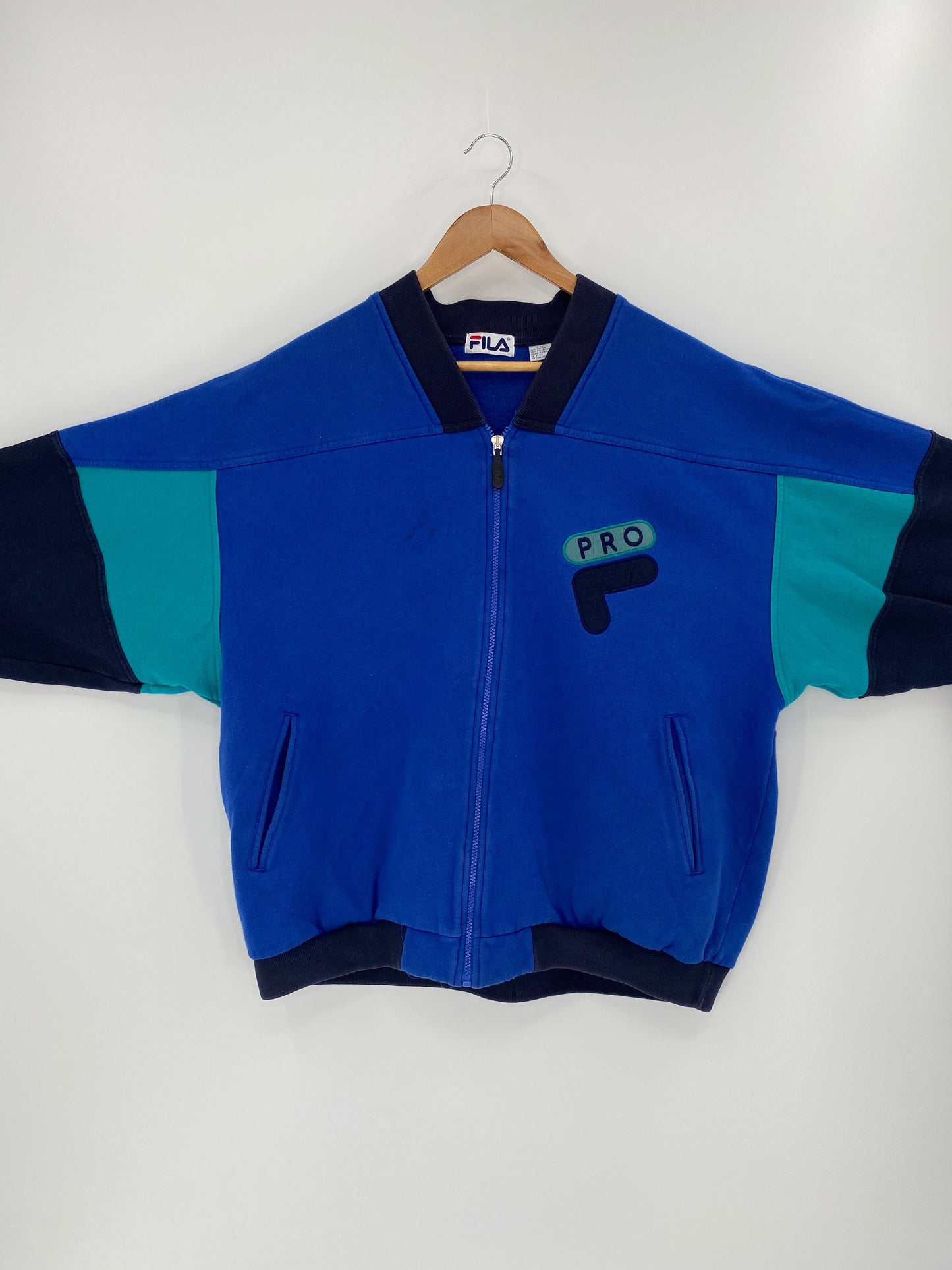 90’s FILA PRO Size XL Zip-up Sweat-shirt / G4915S