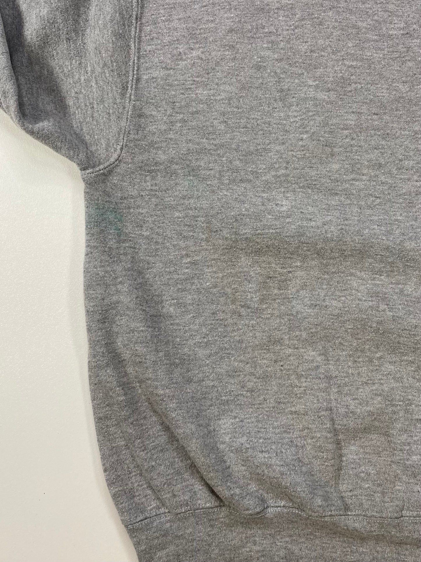00' DISNEY Eeyore Made in USA Size M Vintage Sweat-shirt / 6216