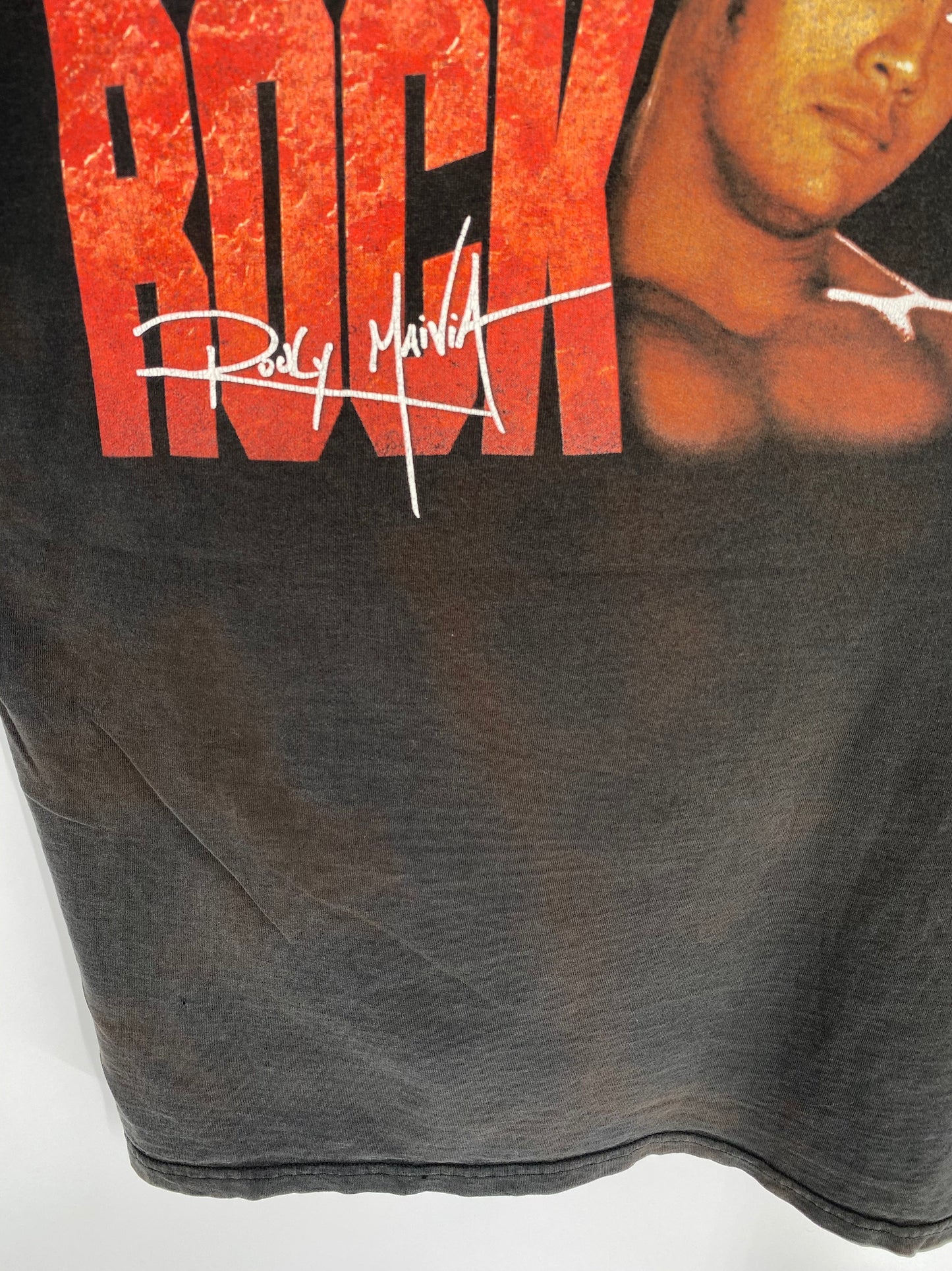 1998 THE ROCK Size XL Vintage WWF T-shirt / K9306