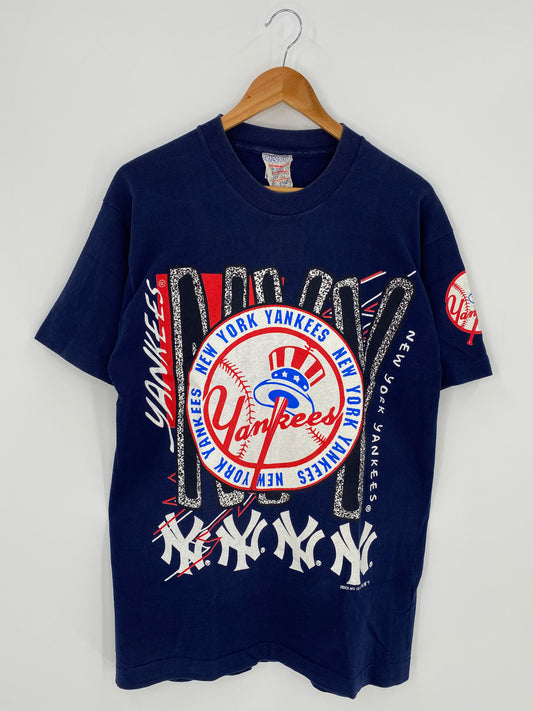 90's NEW YORK YANKEES Size L Vintage NBA T- Shirt / K886