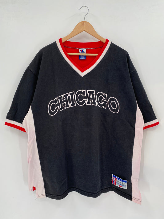 VINTAGE CHAMPION CHICAGO BULLS Size XL NBA T- Shirt / K2152