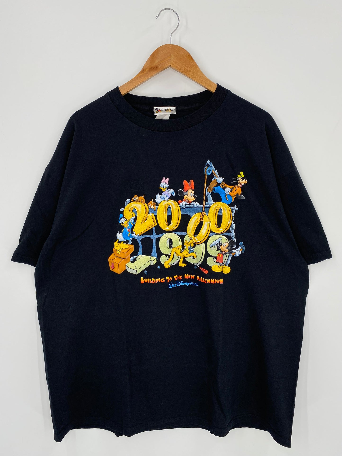 2000 WALT DISNEY WORLD MICKEY Made in USA Size XXL T-Shirt / A1969