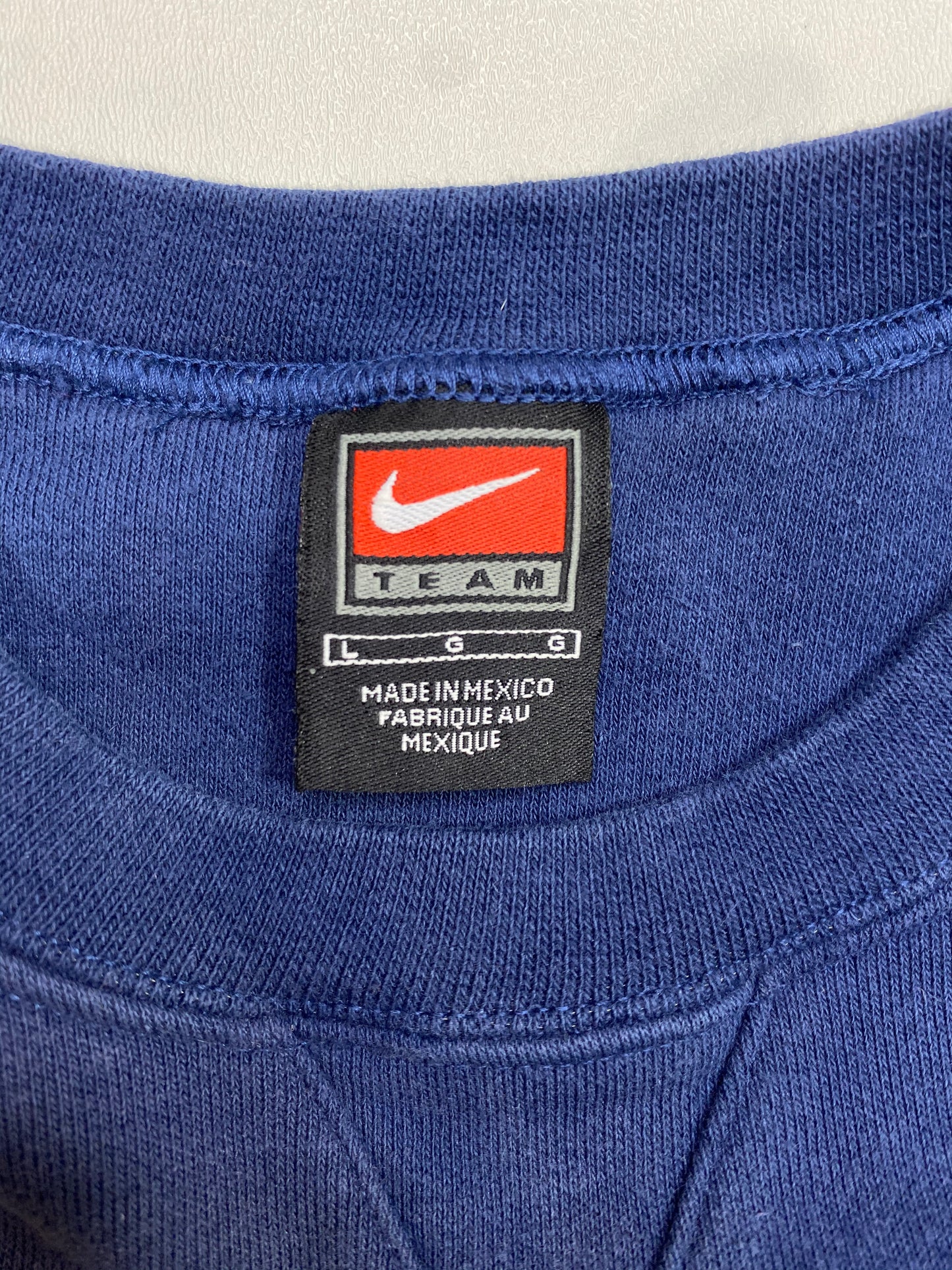 90’s NIKE Front Logo Faded Vintage Sweat-Shirt / 4910