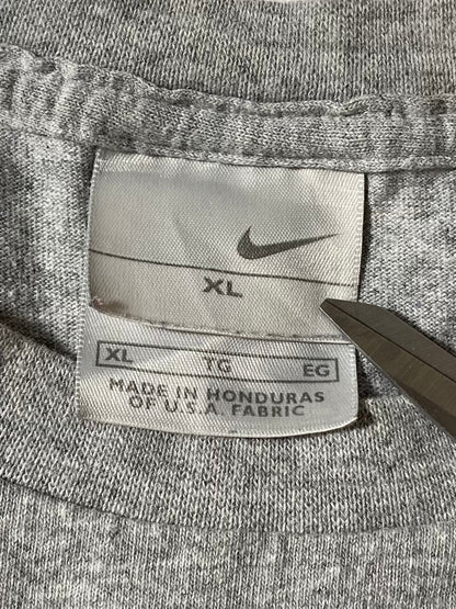 00’ NIKE Size XL Vintage T-shirt / 8243