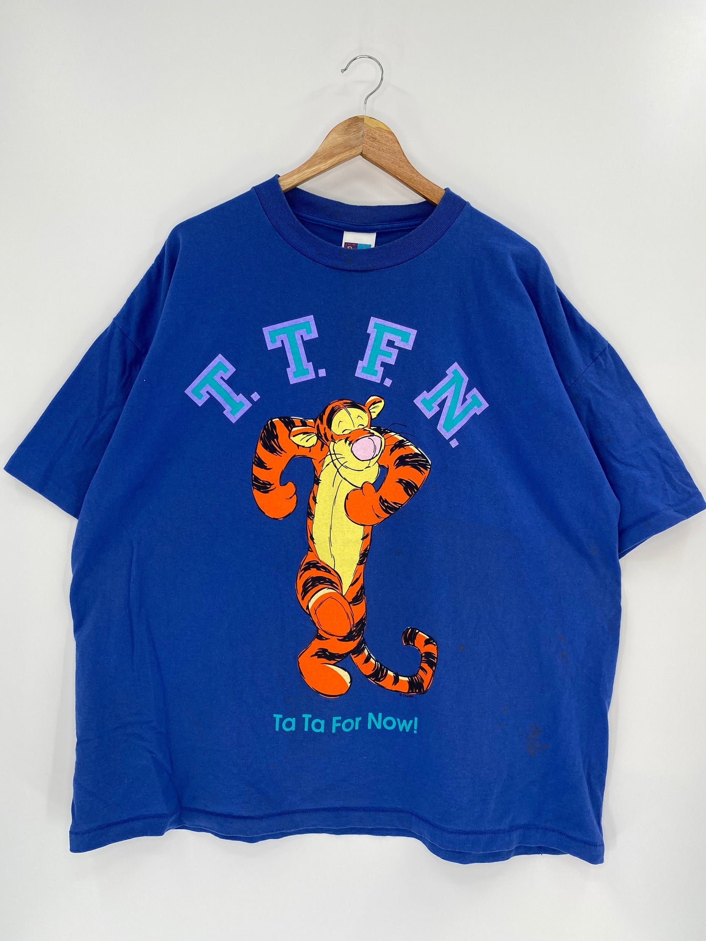 90’s DISNEY TIGGER Made in USA Size Approx.XXL Vintage T-Shirt / A7688