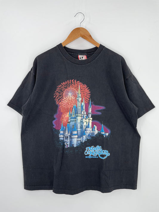 90's Vintage Magic Kingdom Disney Made in USA T-Shirt / 9762