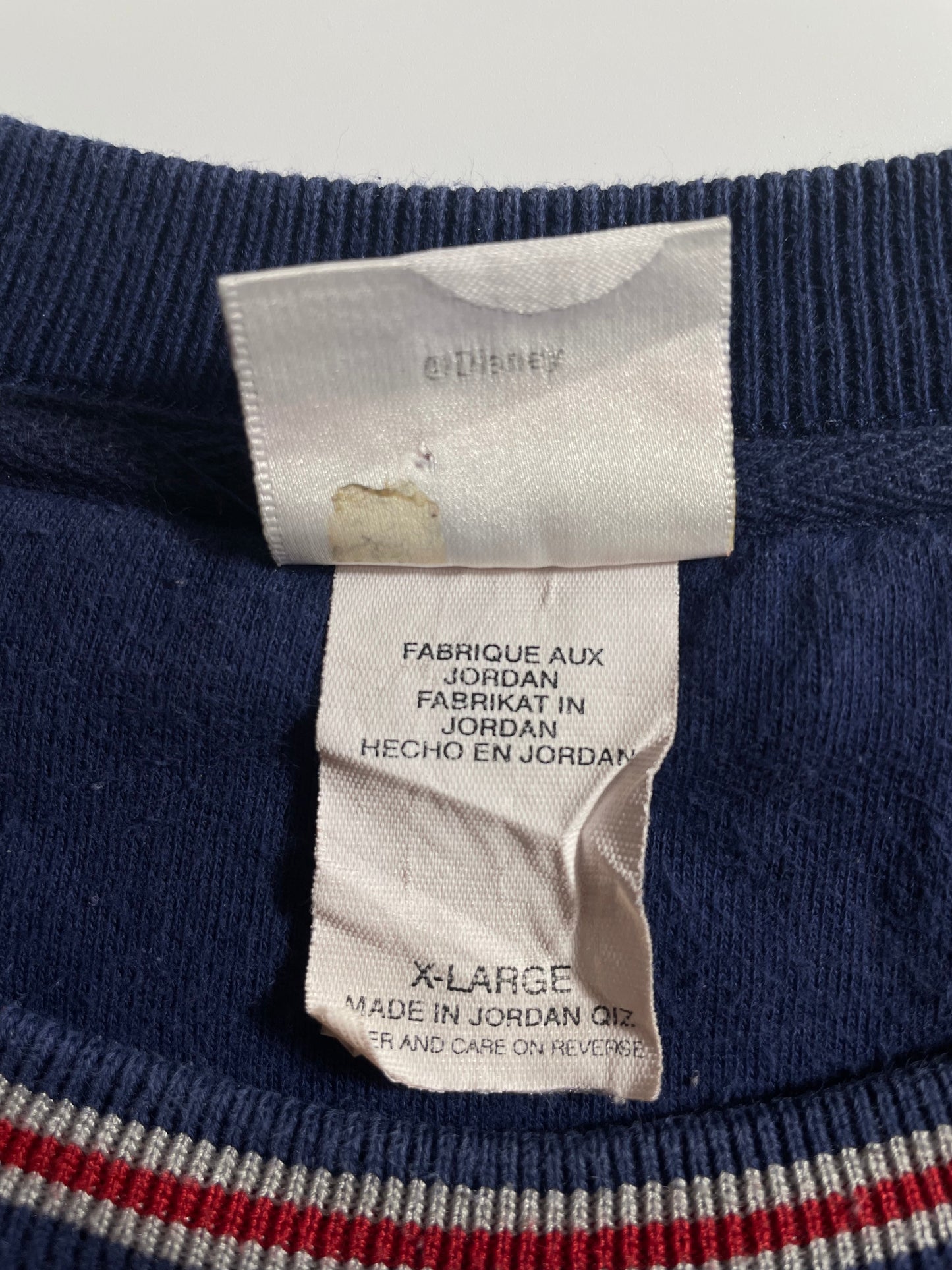 00' DISNEY WINNIE THE POOH Size XL Vintage Sweat-shirt / E4400S