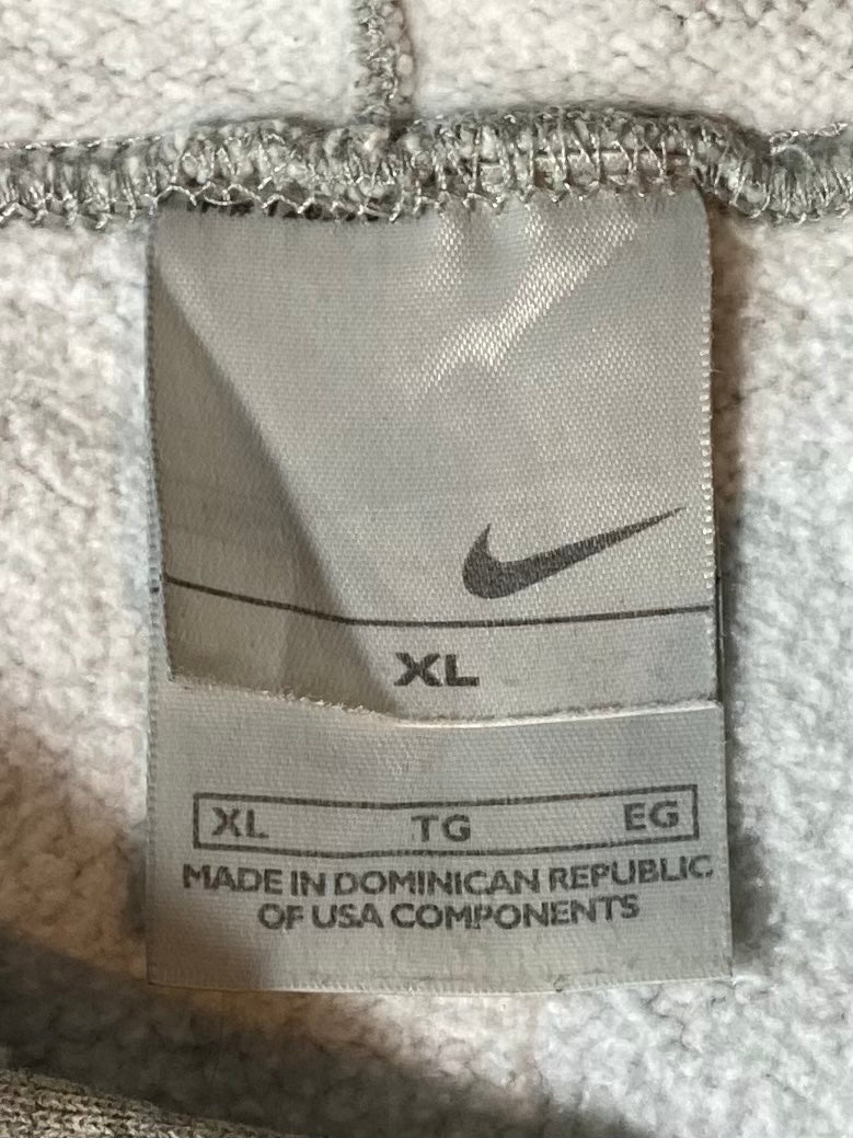 2004 NIKE GREAT AMERICAN CROSS COUNTRY FESTIVAL Size XL Vintage Hoodie Sweat-shirt / 7952