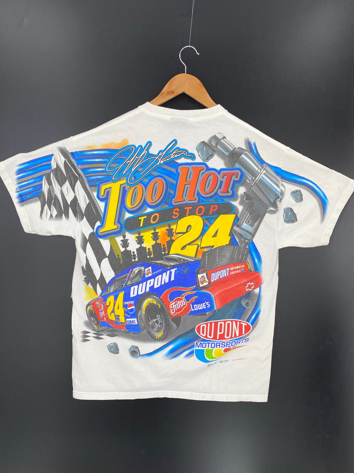 2002 NASCAR DUPONT Size M Vintage Racing T-shirt / 8572