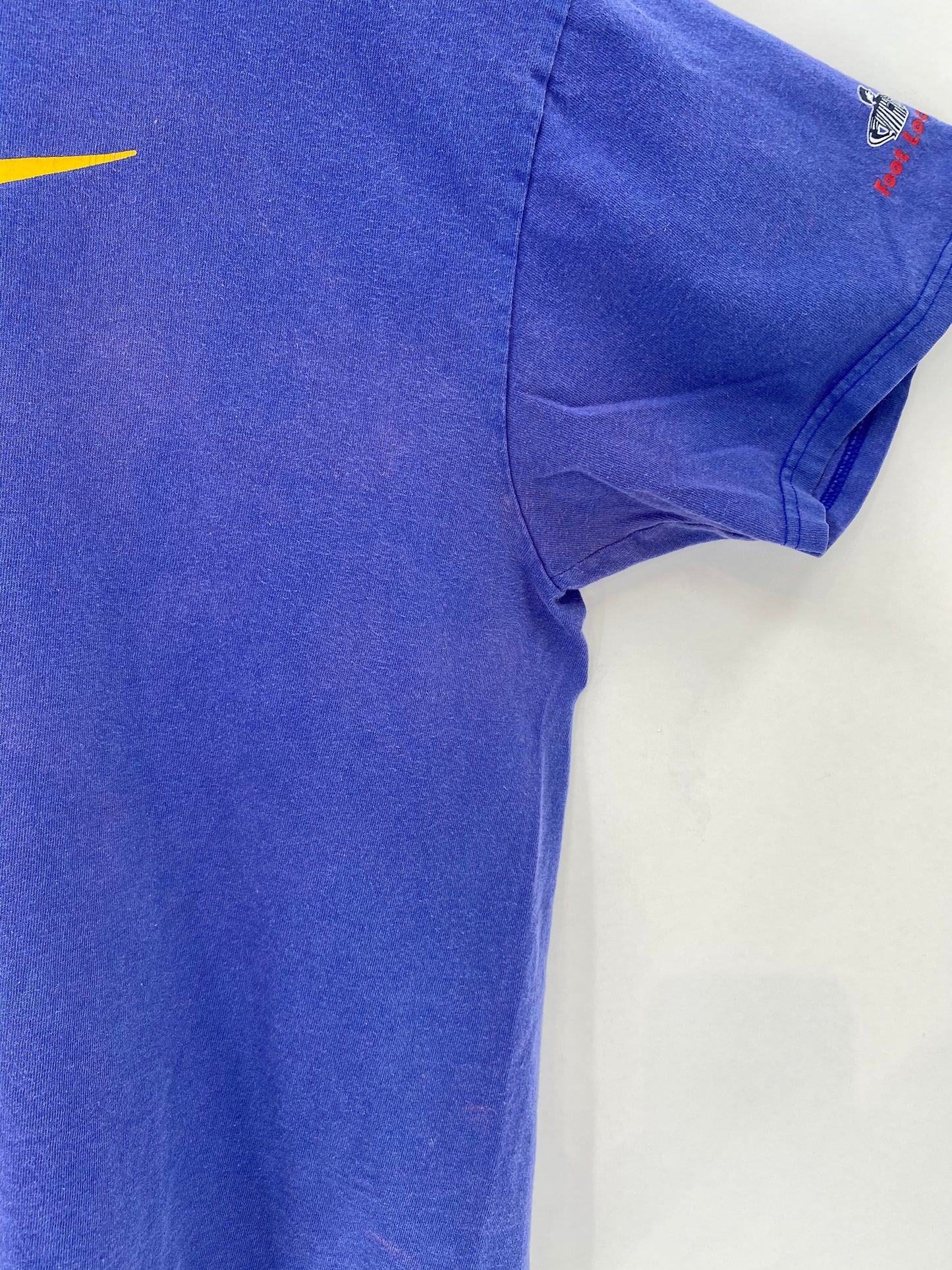 2005 NIKE Size M Vintage T-Shirt / K7991