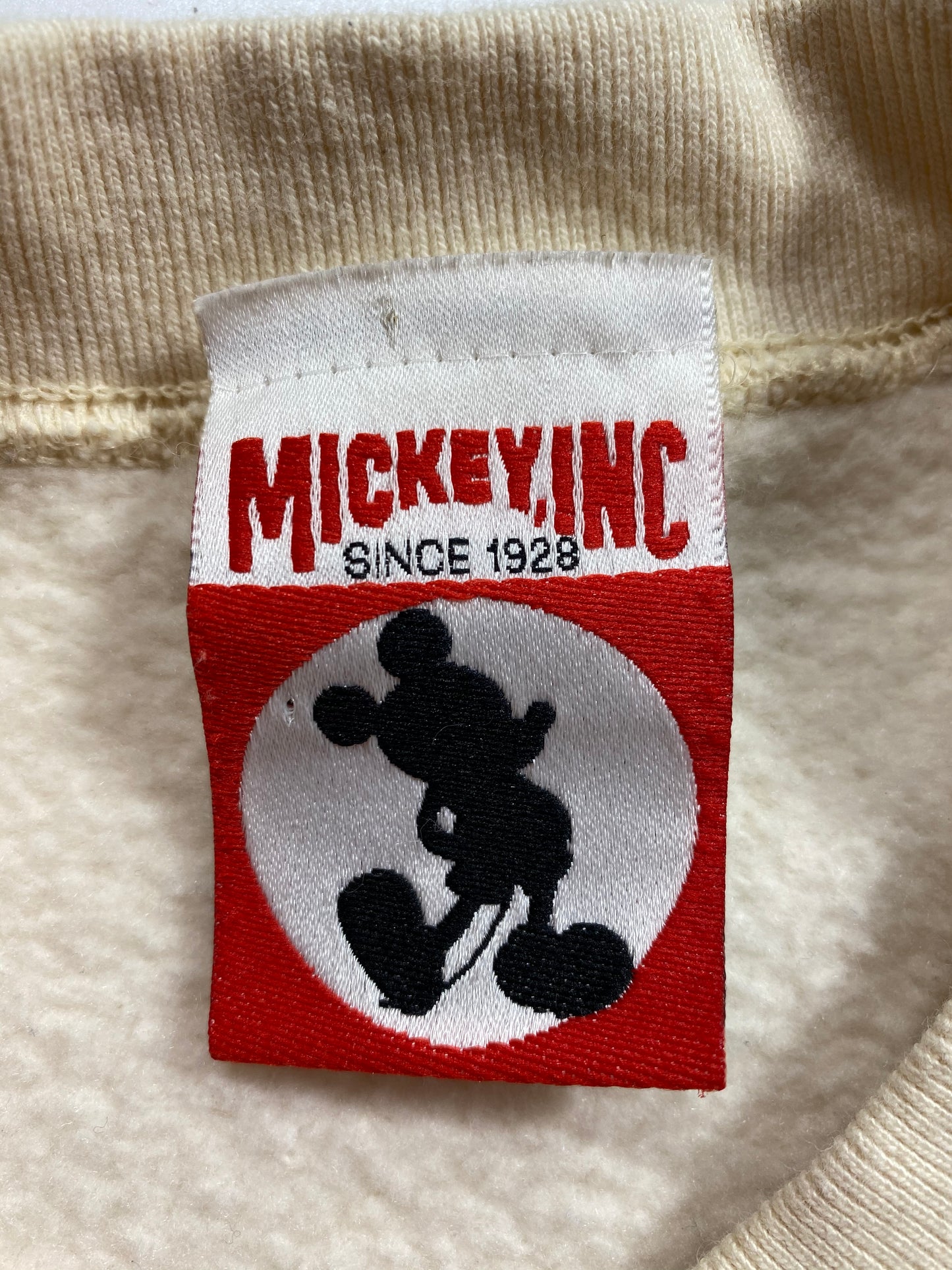 90’s Disney FORT WILDERNESS RESORT Made in USA Size XL Vintage Sweat-shirt / 6609
