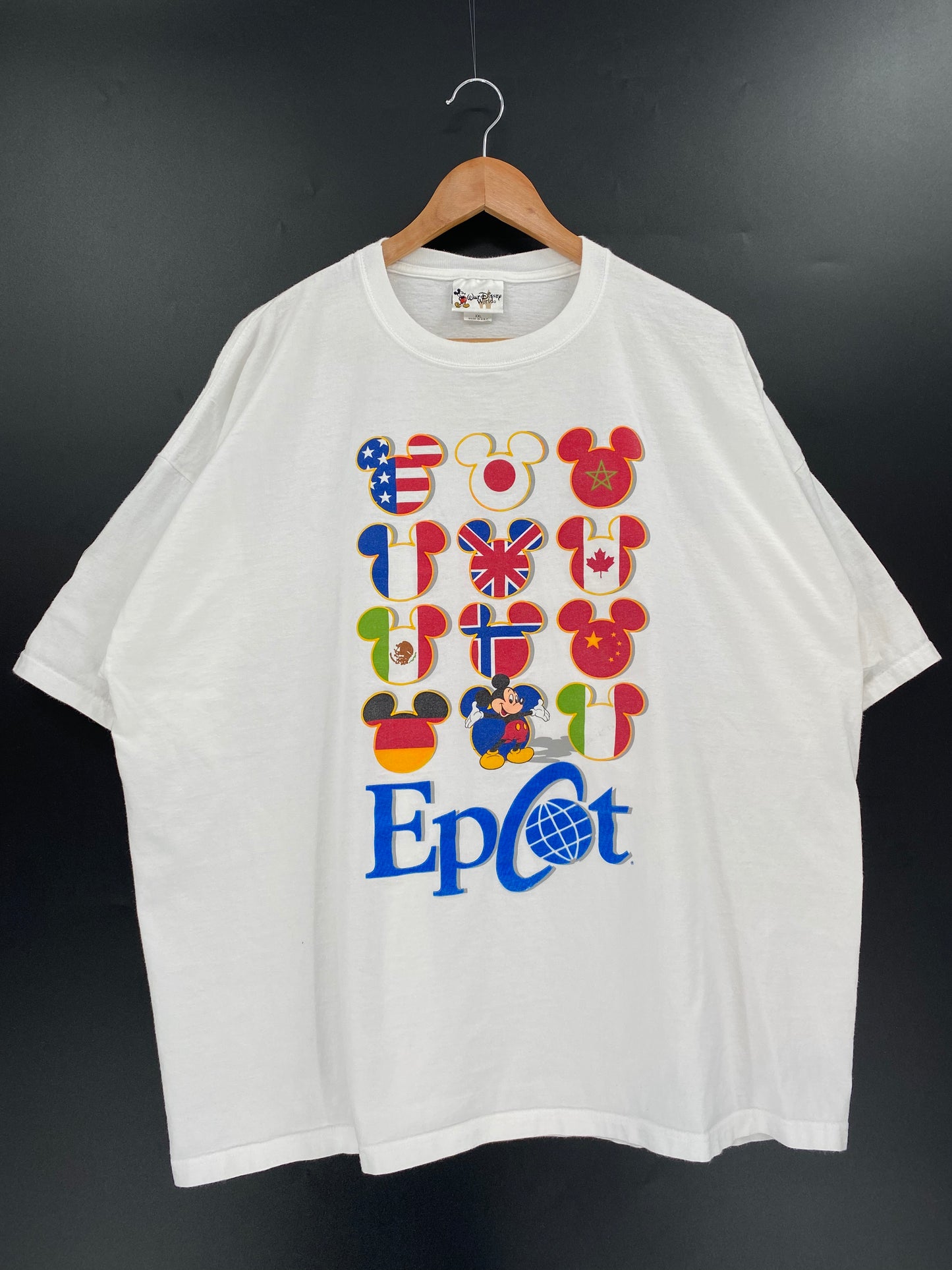 00' DISNEY EPCOT MADE IN USA Size XXL Vintage T-Shirt / K1379