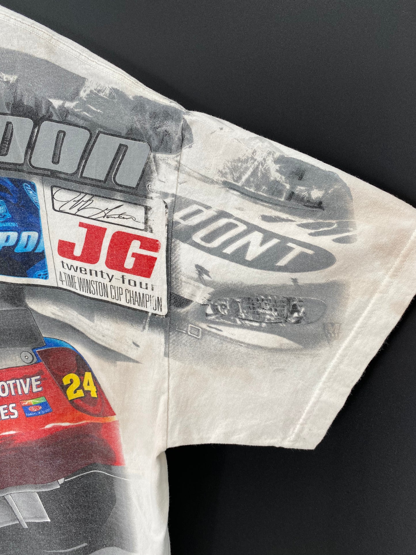 2004 JEFF GORDON Size L Vintage Racing T-Shirt / 9124