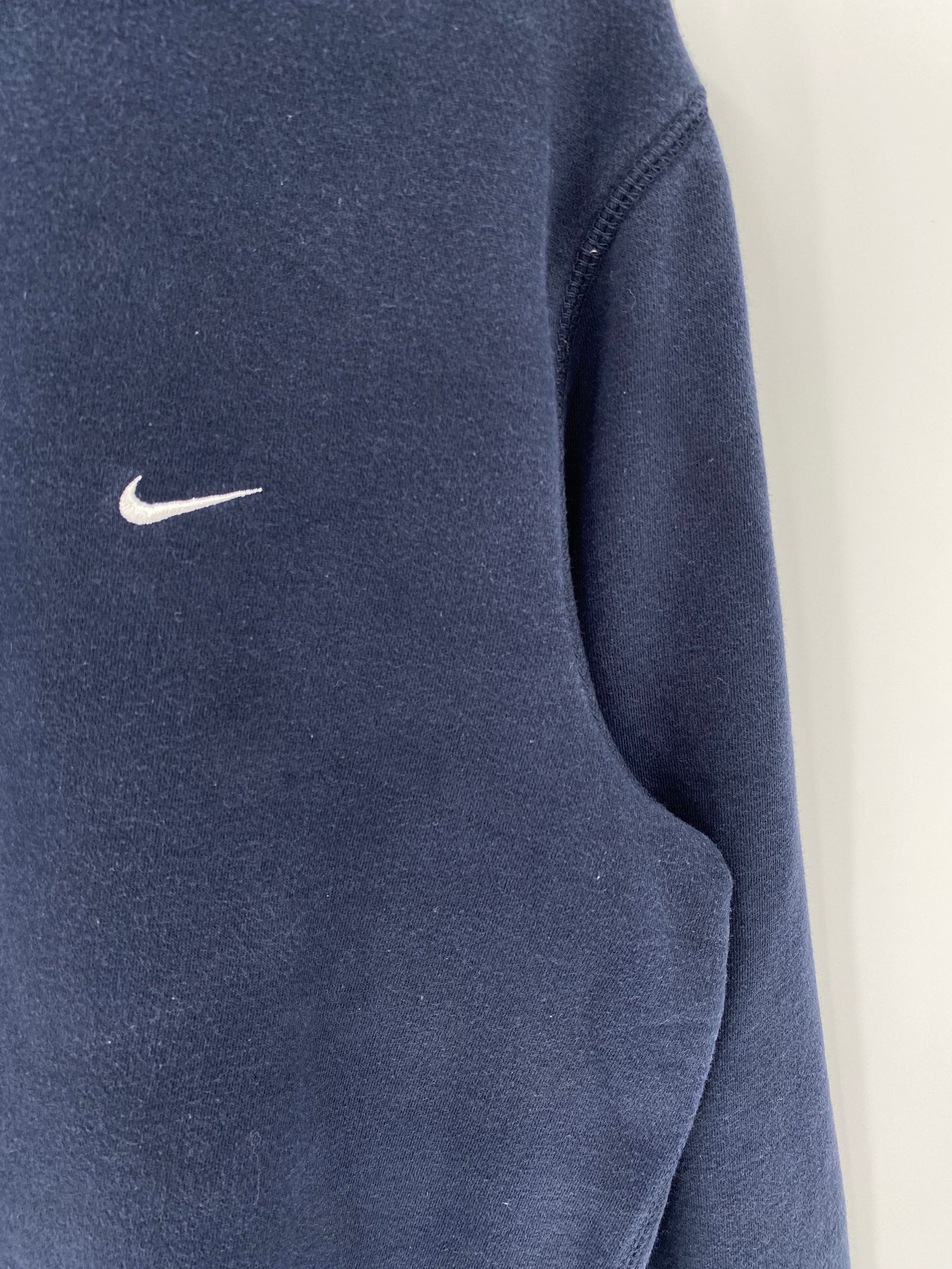 Vintage NIKE MINI SWOOSH Size L Sweat-Shirt / A1327