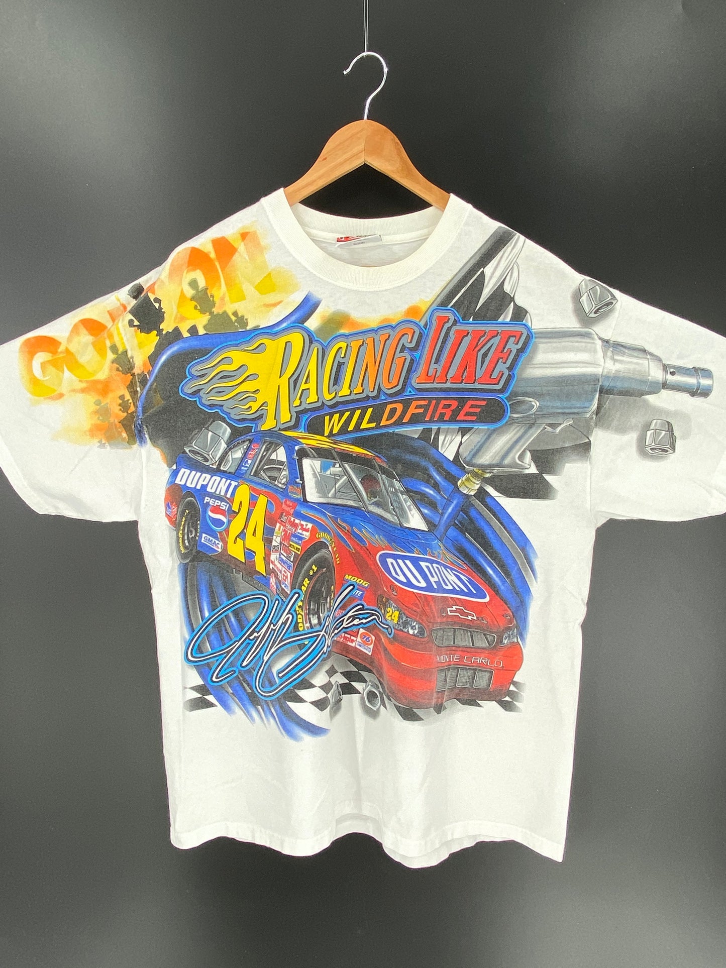 2002 NASCAR Size L Vintage Racing T-shirt / 9302