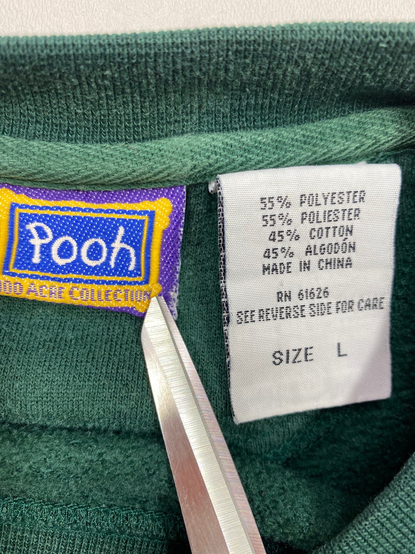 Vintage Disney Pooh Vintage Short Length Sweat-Shirts / 4664