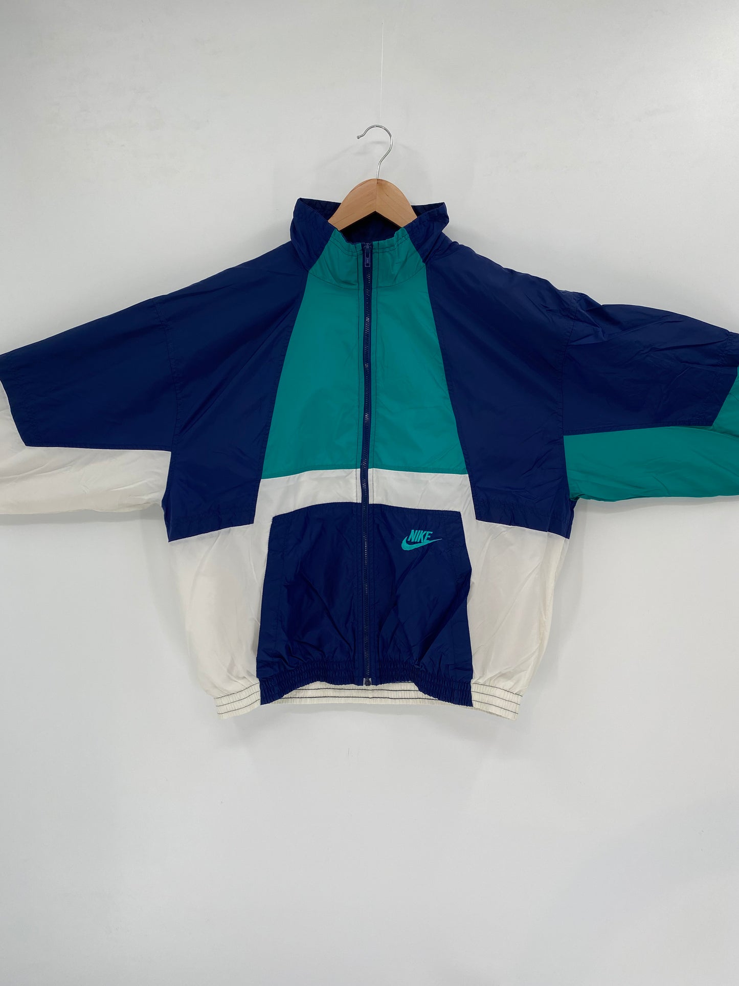 90’s Silver tag NIKE Size L Vintage Nylon Jacket/ k2319