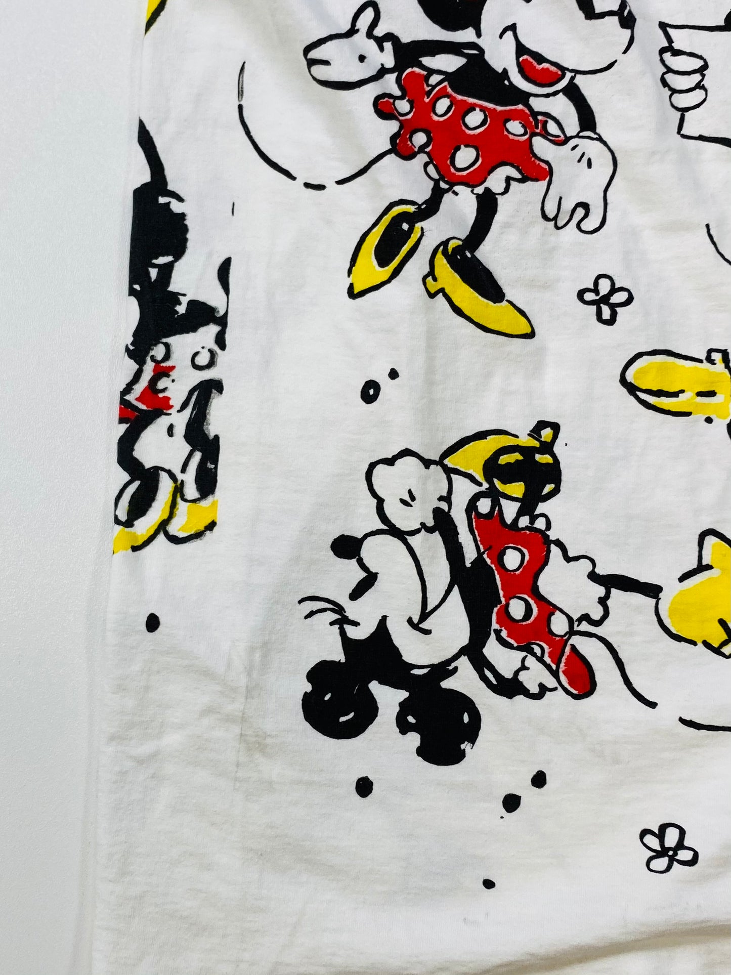 Vintage DISNEY Mickey & Minnie Size One Size (Approx. XL) Vintage T-shirt  / 6068