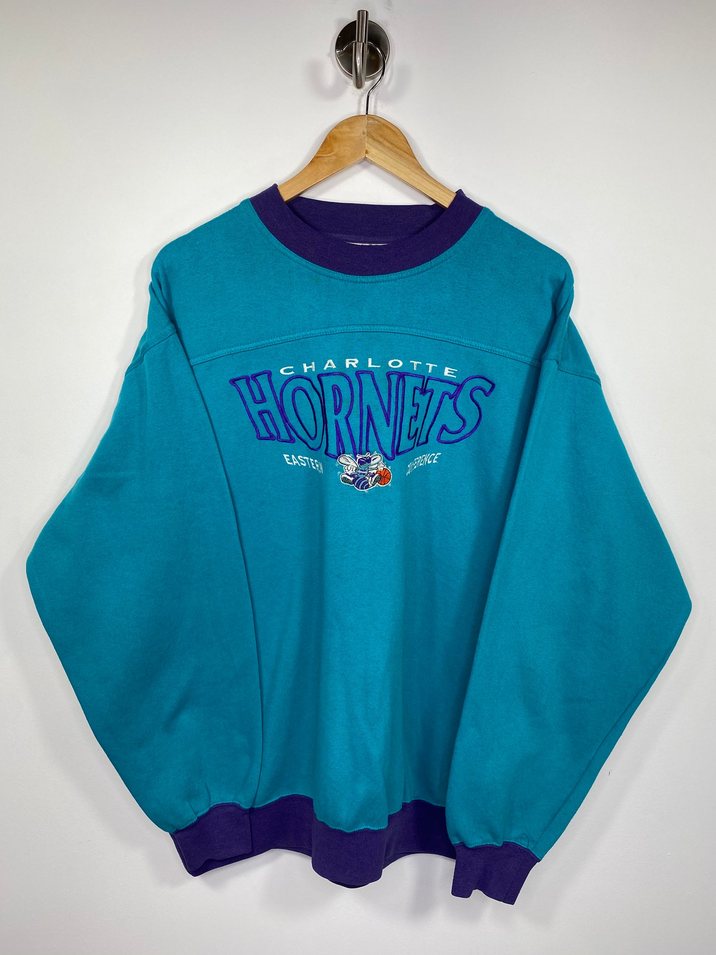 90’s HORNETS  Size XL Vintage NBA Sweat-Shirt / 5261