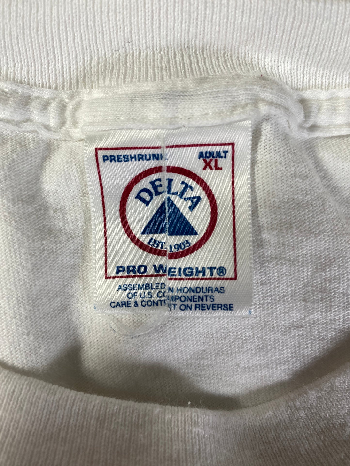 1998 NEW YORK YANKEES Size XL Vintage MLB T- Shirt / A2819