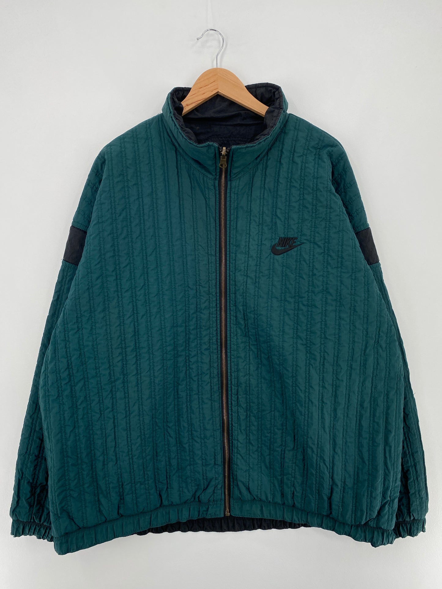 90's NIKE Size XL Vintage Reversible Padded Nylon Jacket / E576