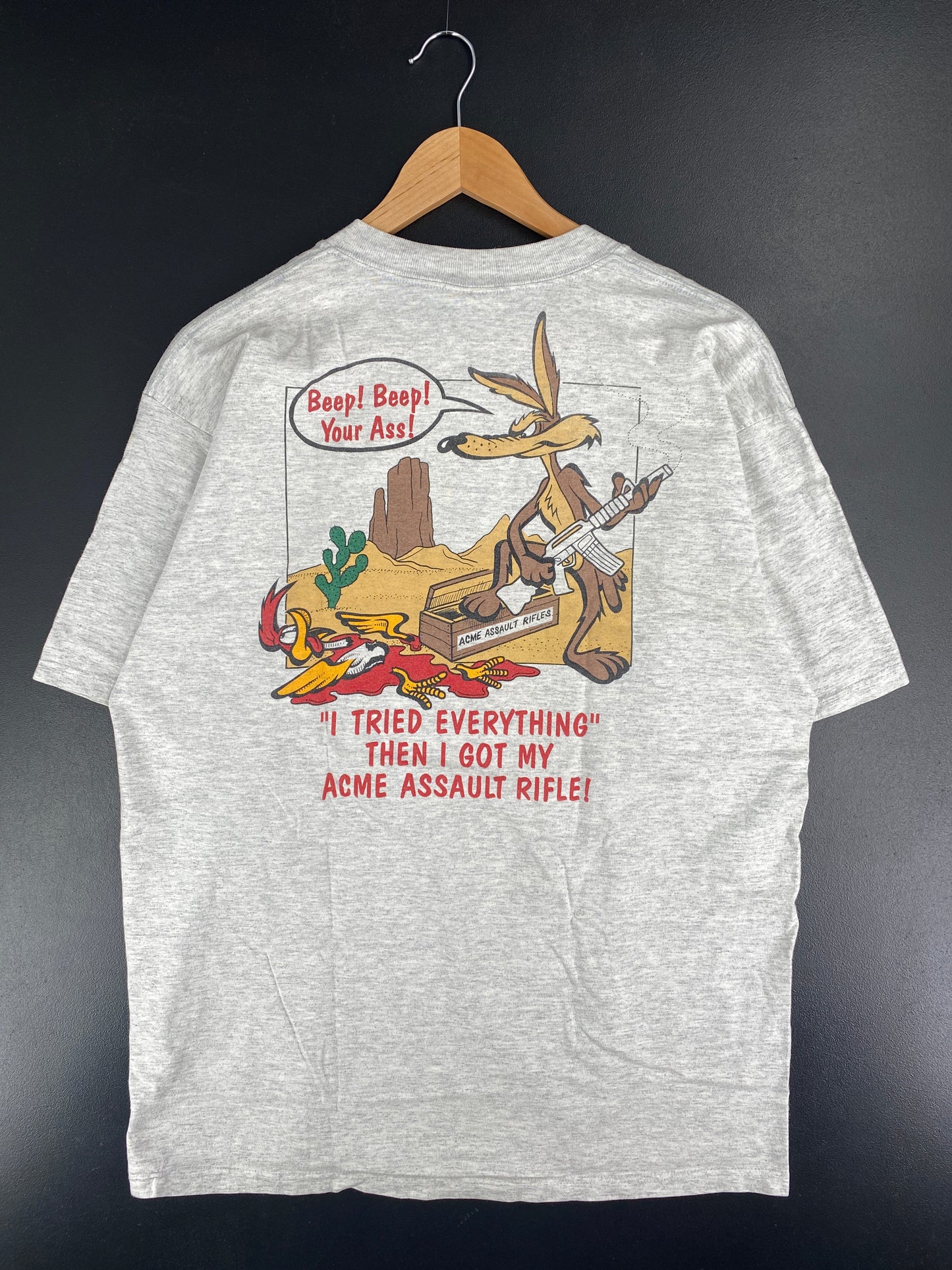 VINTAGE BEEP! BEEP! YOUR ASS! WILE E COYOTE AND ROADRUNNER Made in USA Size XL T-Shirt / E2151T