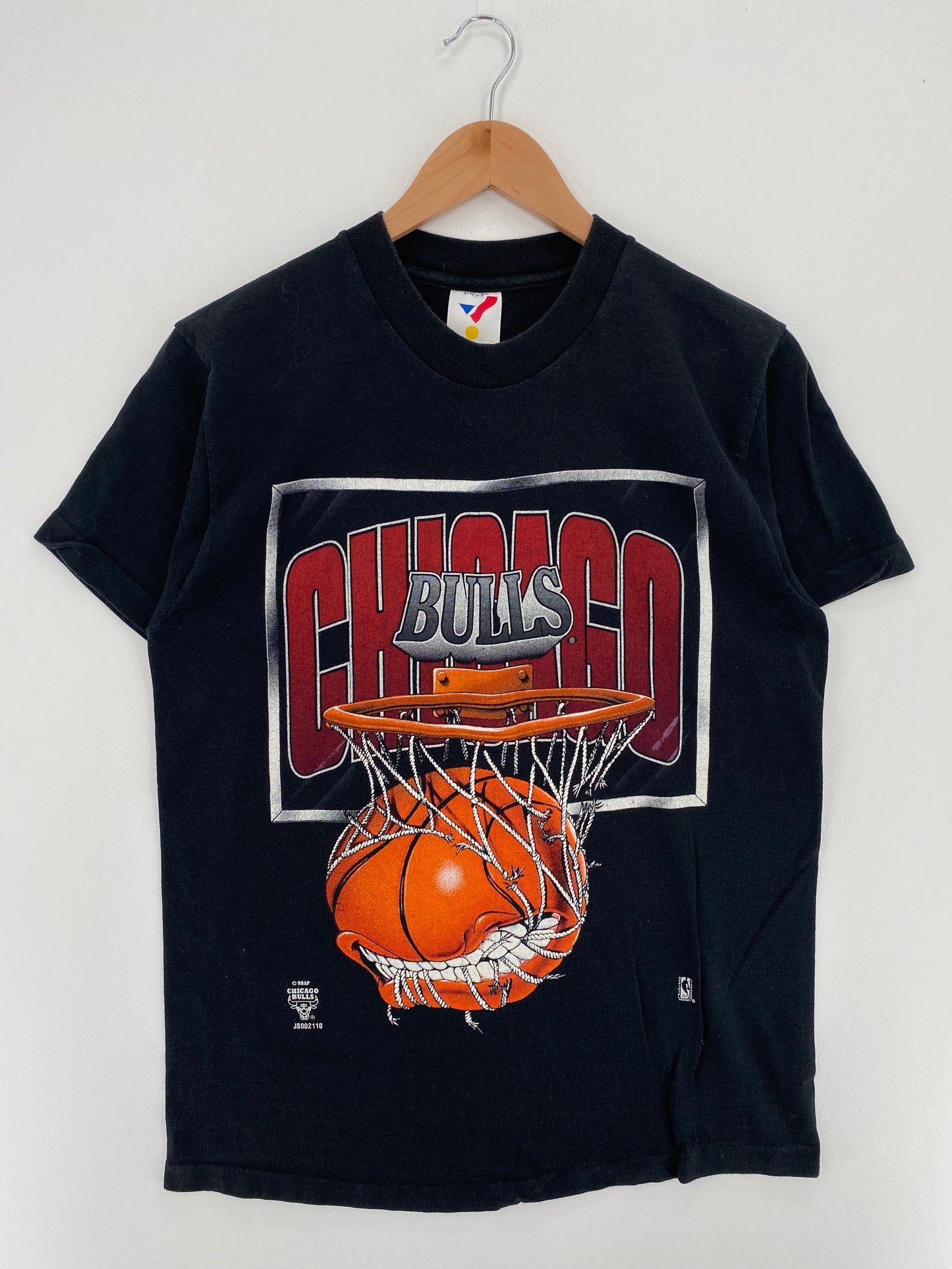 90's CHICAGO BULLS Made in USA Size M Vintage NBA T-Shirts / A2910